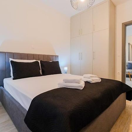 Theofilos Urban Apartment, Close To City Center Soluň Exteriér fotografie