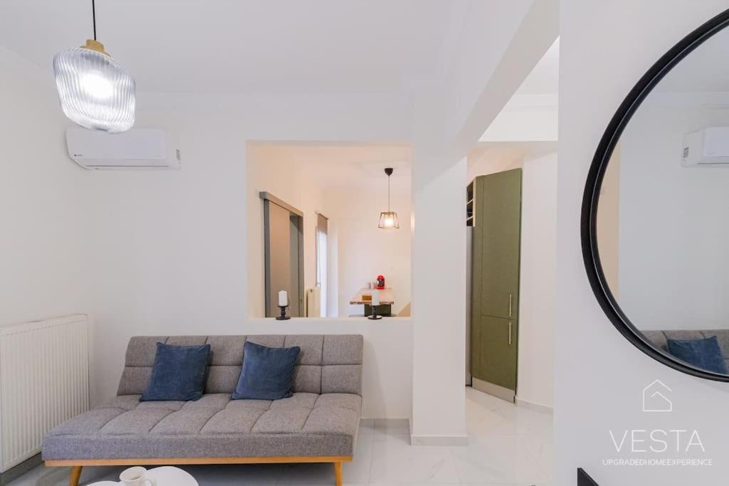 Theofilos Urban Apartment, Close To City Center Soluň Exteriér fotografie