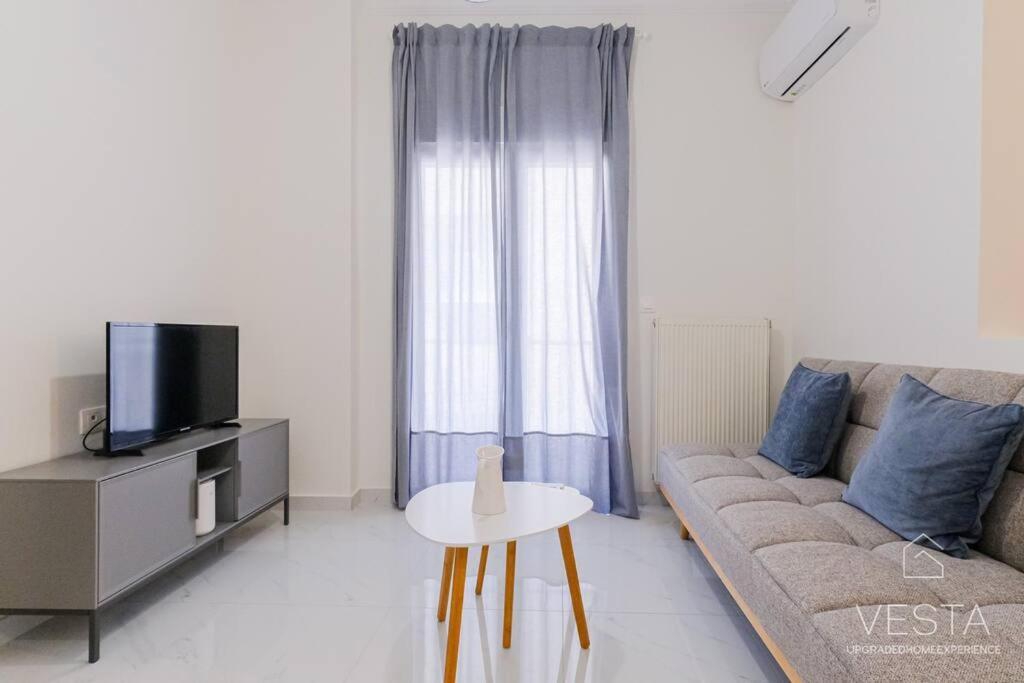Theofilos Urban Apartment, Close To City Center Soluň Exteriér fotografie